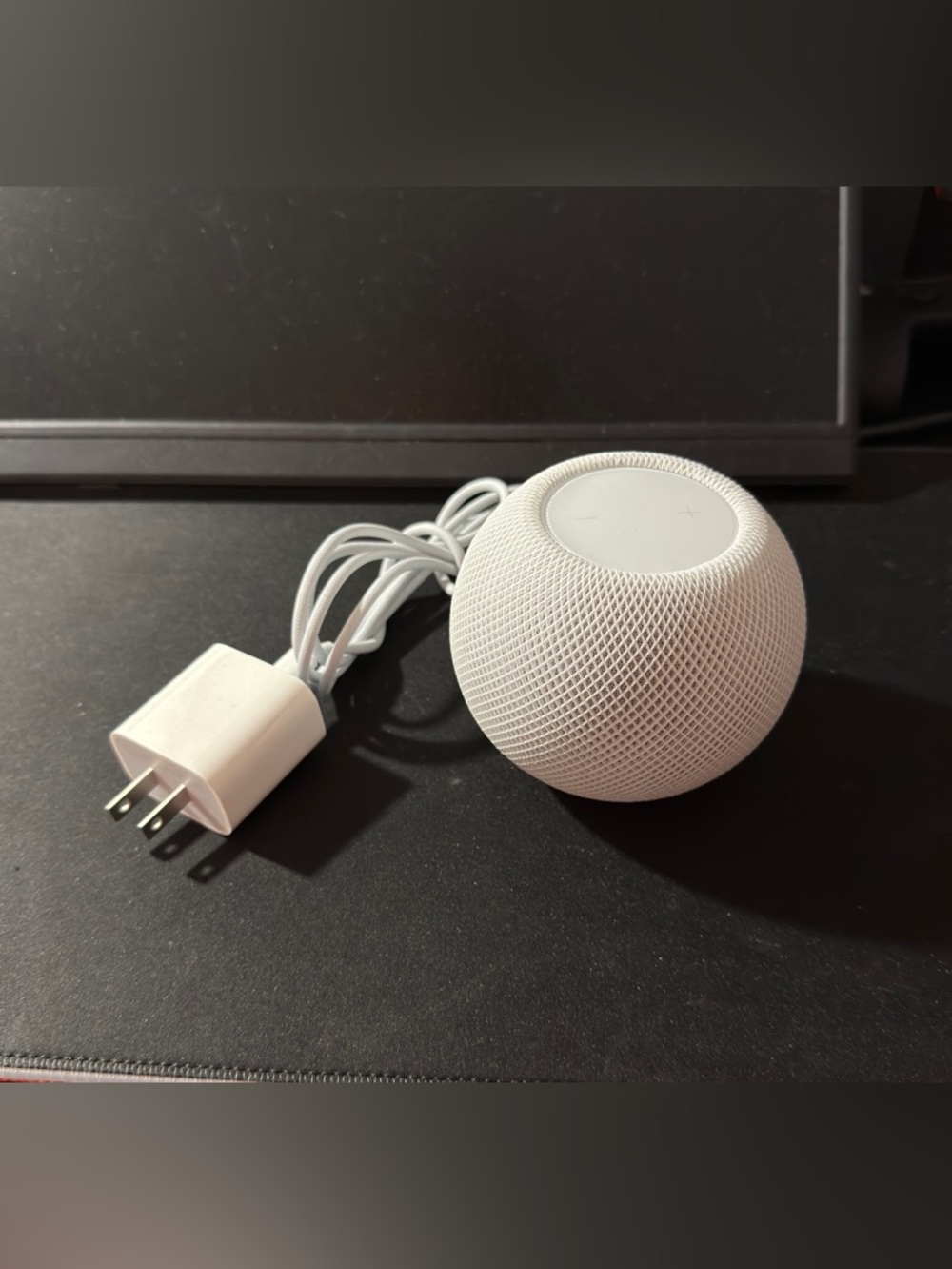 Apple HomePod Mini White Smart Speaker A2374 Siri Wi-Fi - Charger Included!!!